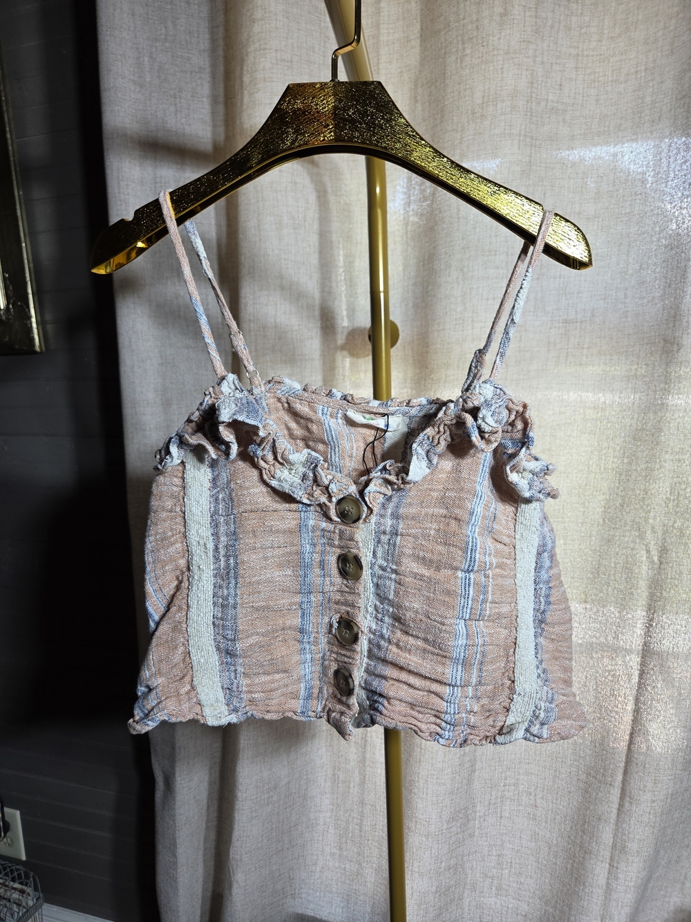 Hummingbird Striped Ruffle Button-Front Crop Tank - Blush & Light Blue